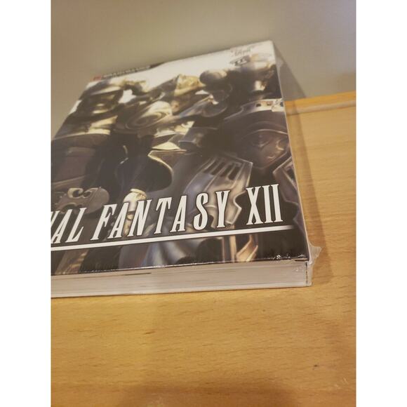 Final Fantasy XII Collector's Strategy Guide Playstation 2 NEW - Picture 3 of 6